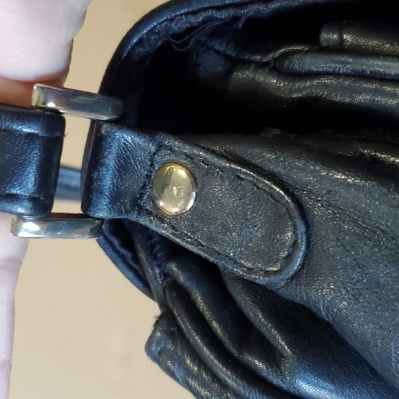 Etienne Aigner Vintage navy leather shoulder handbag 4 compartments - Picture 6 of 15